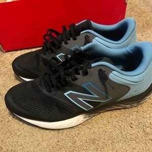 Men’s New Balance Size 12 4E Tennis Shoes